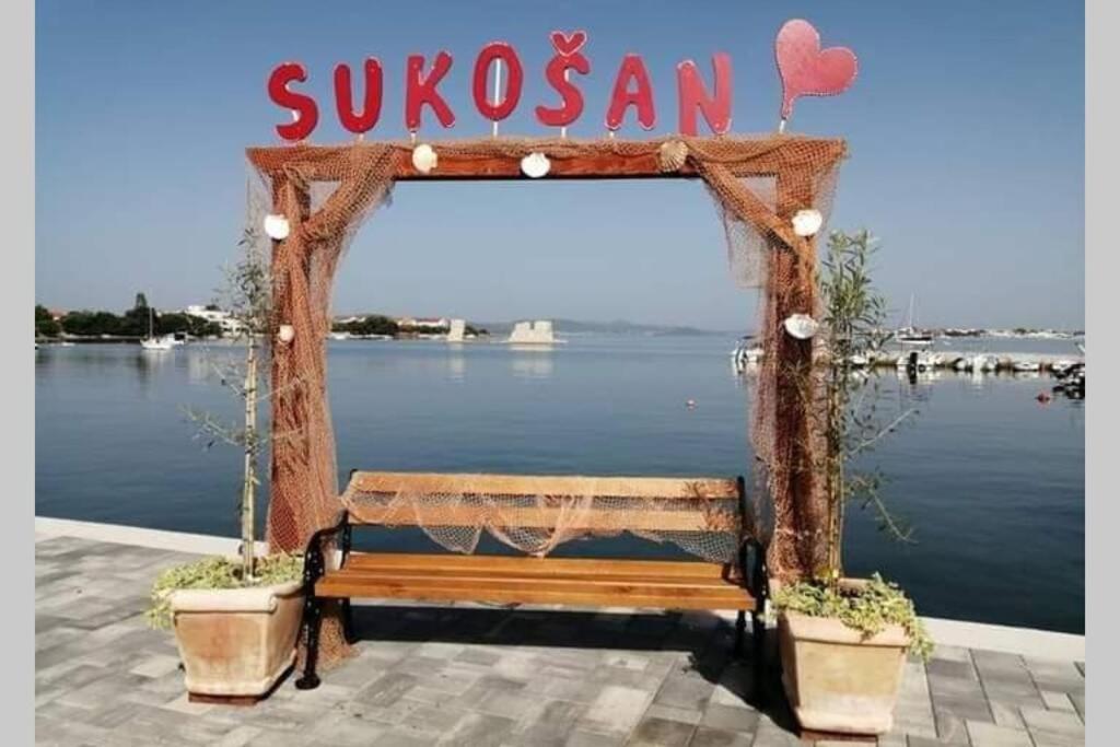 Schatzi 2 Sukošan Екстериор снимка